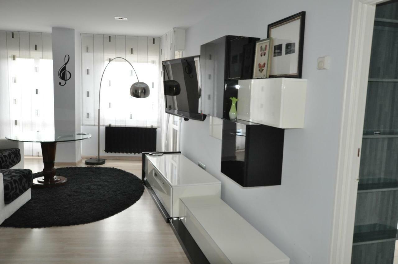 Black And White Suitte "Marques" 노하 외부 사진